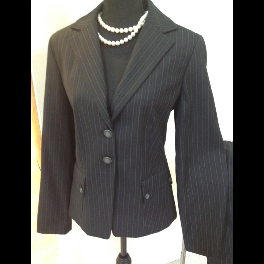Business suit pin stripped paint suit